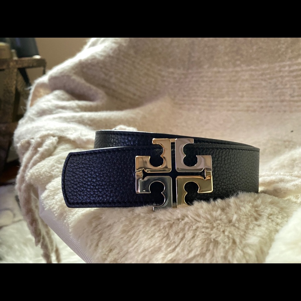 Reversible Tory Burch belt